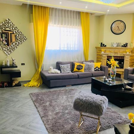 מאדאבה Laura'S Modern Villa מראה חיצוני תמונה