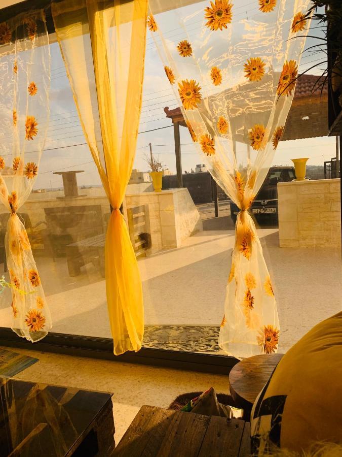 מאדאבה Laura'S Modern Villa מראה חיצוני תמונה